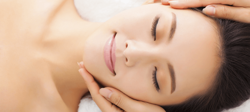 Làm trắng da bằng tinh chất thảo mộc